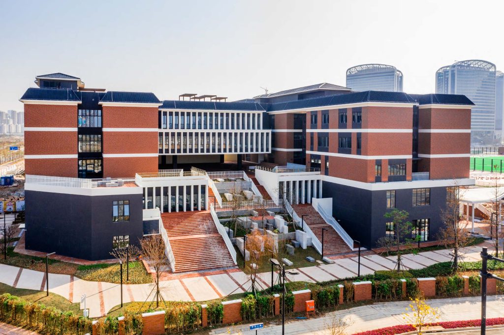 How to build an iconic bilingual school? —An exclusive interview with ...